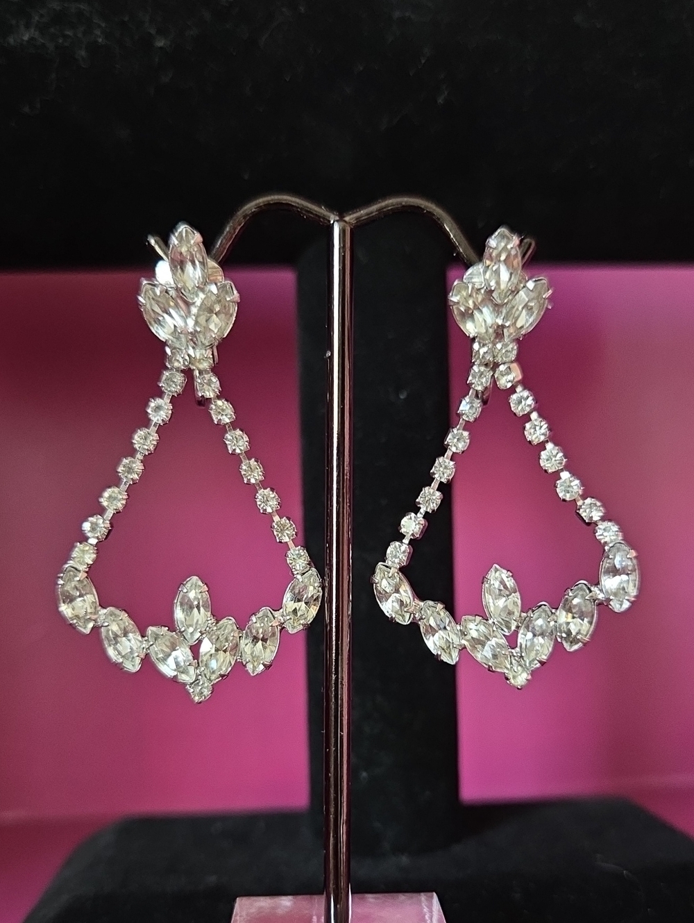 Vintage 50s Mid-Century Clear Prong Set Rhinestone Chandelier Clip-On Earrings